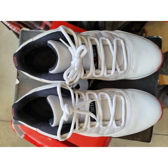 Jordan 11 low cherry size 12 - Picture 8 of 9